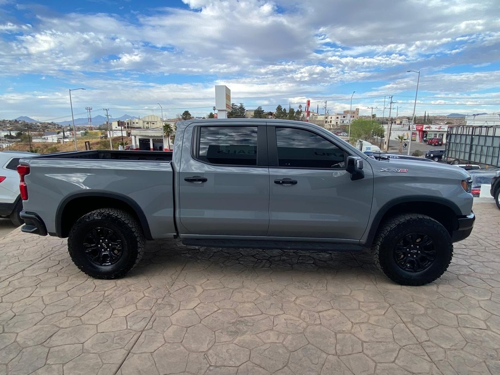 CHEVROLET DOBLE CABINA ZR2 4X4 D 2024