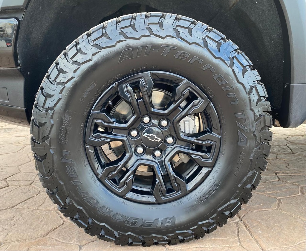 CHEVROLET DOBLE CABINA ZR2 4X4 D 2024