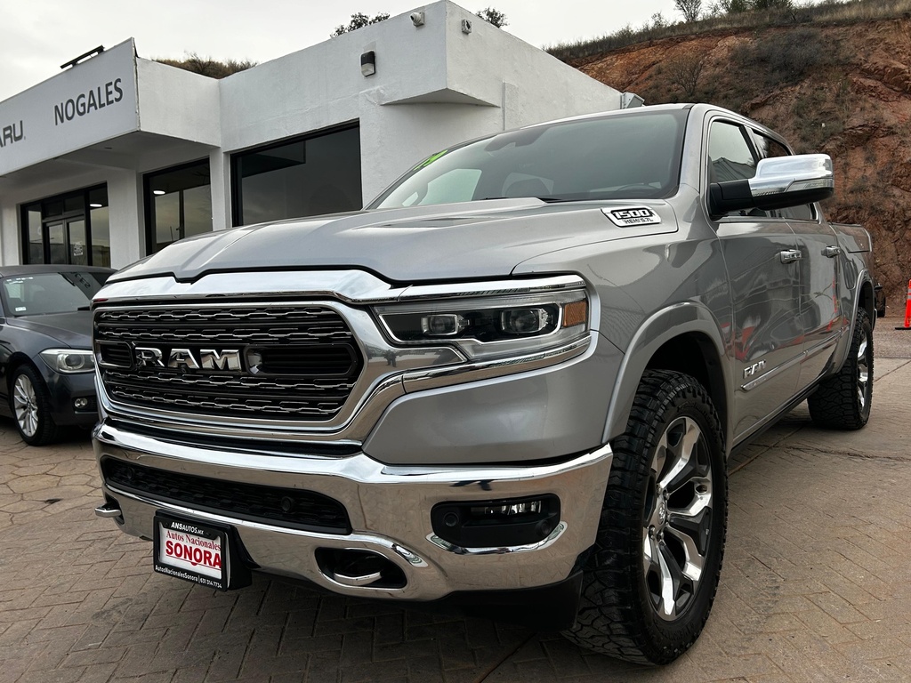 DODGE RAM 1500 HEMI 4X4 2019